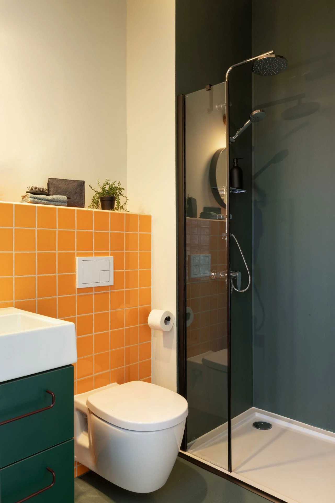 shower and toilet in the private bathroom of student rooms at Basecamp Katowice student apartments