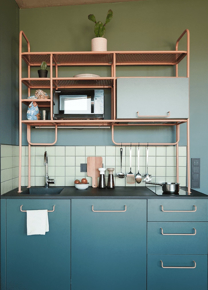 kitchen in a studio penthouse room at Basecamp Gottingen student apartments