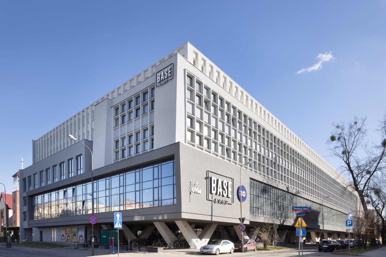 Exterior view of Basecamp Łódź Rewolucji student accommodation