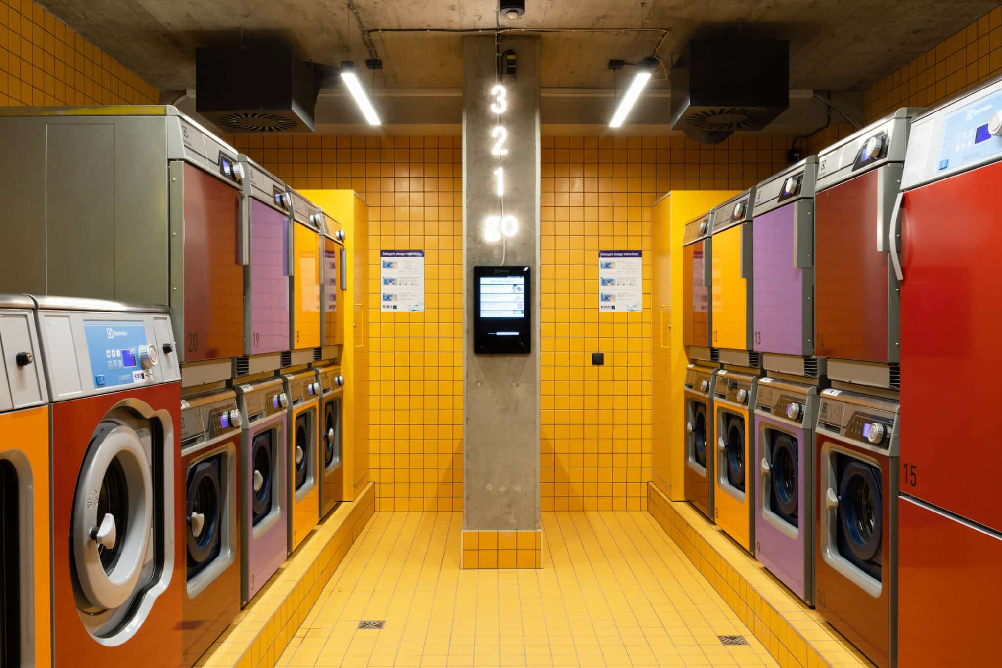 Laundry room at Basecamp Łódź Rembielińskiego Student dormitory