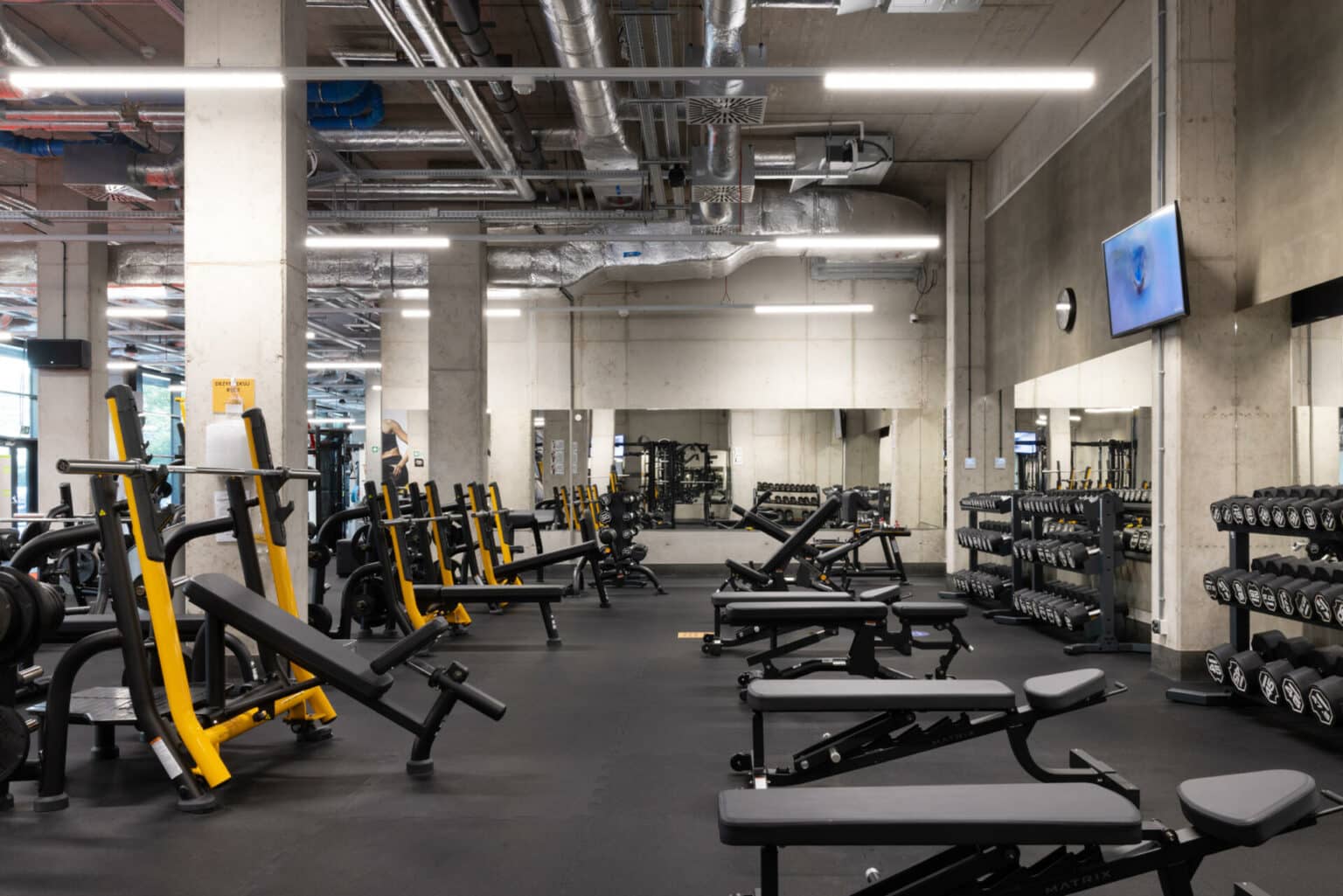 Residencia De Estudiantes Wroc aw Cine Gimnasio Basecamp